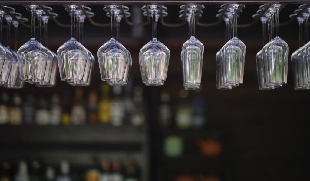 glass, cup, bar-7223238.jpg